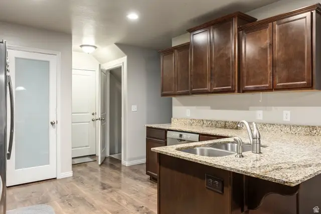 688 W Gallant Dr, Bluffdale, UT 84065 - #2