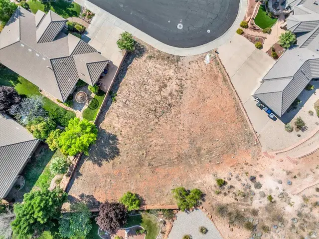 1086 W Montezuma Cir #6, Washington, UT 84780 - #2