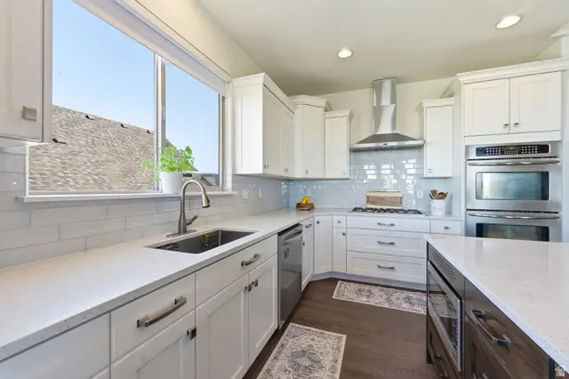 223 N Ranch Rd W, Farmington, UT 84025 - #2