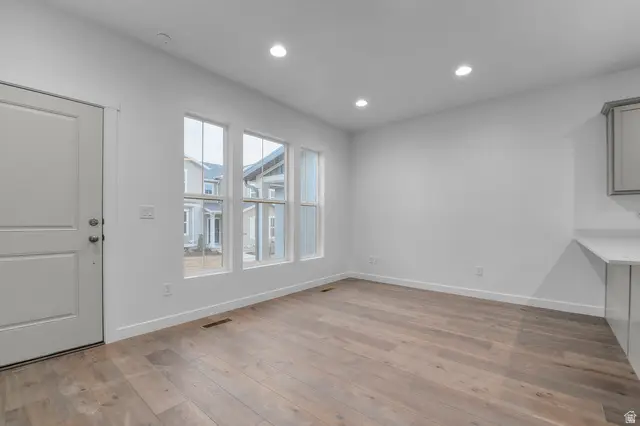 6684 N Monument Peak, Eagle Mountain, UT 84005 - #3