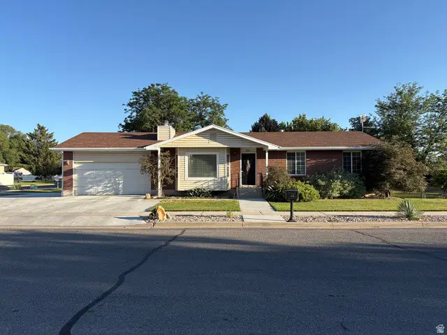 1201 W Marinwood Ave, Taylorsville, UT 84123 - #1