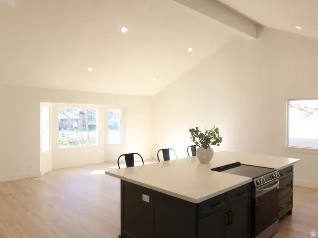 9971 S Pinehurst Dr E, Sandy, UT 84092 - #3