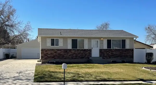 574 E Aloha Ln S, Sandy, UT 84070