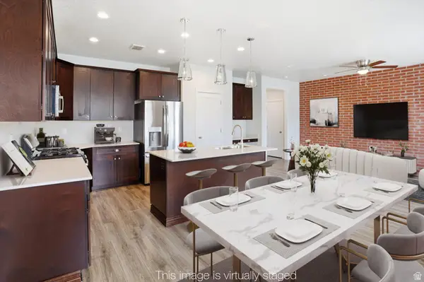 11461 S Stream Park Dr, South Jordan, UT 84009