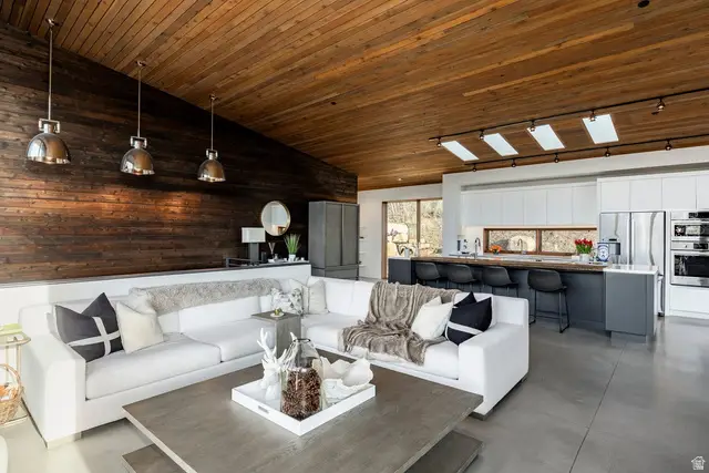 3682 Sunridge Dr, Park City, UT 84098 - #3