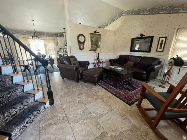 1013 N 1100 W, Farmington, UT 84025 - #2