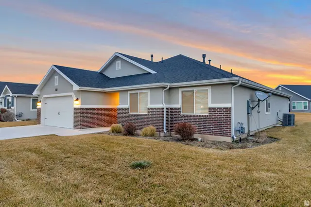 1155 S Grace Way, Layton, UT 84041 - #2