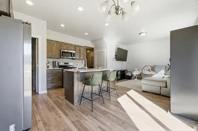 654 N 2560 E, Spanish Fork, UT 84660 - #3