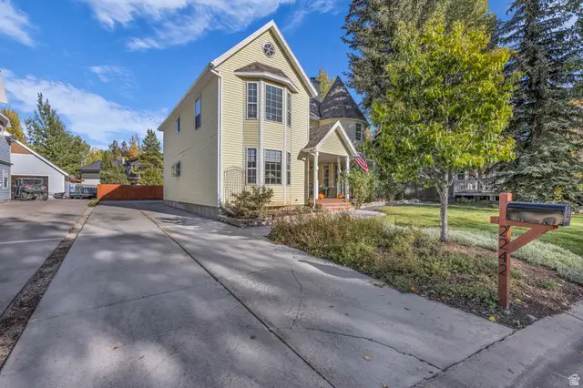 2242 Doc Holiday Dr, Park City, UT 84060 - #3