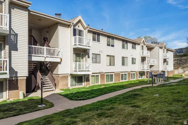 2656 W 5625 S, Roy, UT 84067 - #1