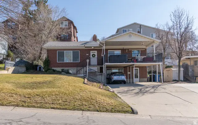 2226 E Castle Hill Ave S, Cottonwood Heights, UT 84121 - #1