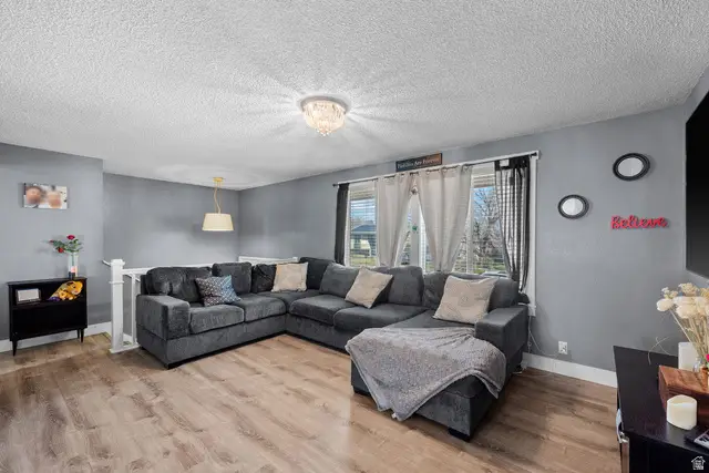 5353 W Peggy Ln, West Valley City, UT 84120 - #3