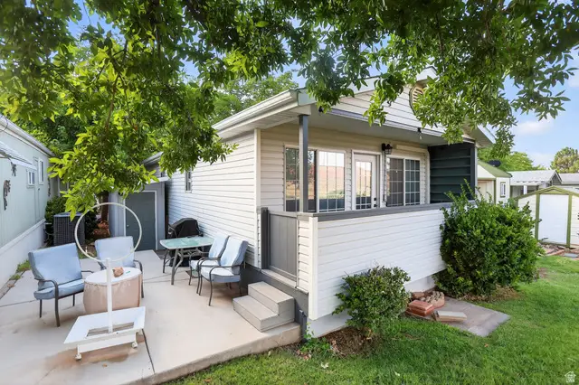 24 Cottonwood Ln, Hurricane, UT 84737 - #1