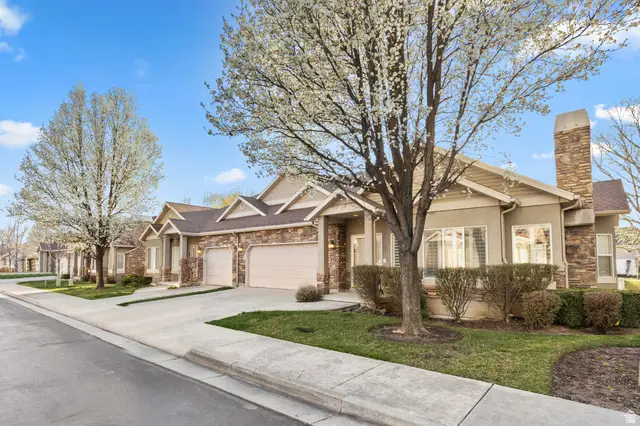 679 E Clearwater Dr, Layton, UT 84041 - #3