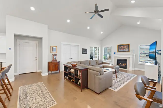 417 N Mallard Dr #D, Vineyard, UT 84059 - #2