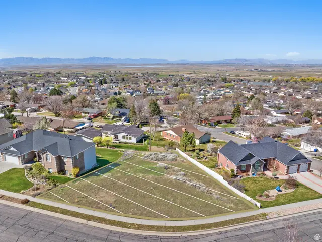 2510 S Elm Grove Dr W, Perry, UT 84302 - #1