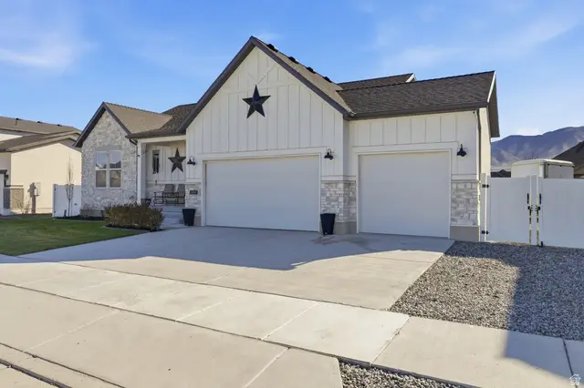 5640 N Parkview Dr, Stansbury Park, UT 84074 - #2