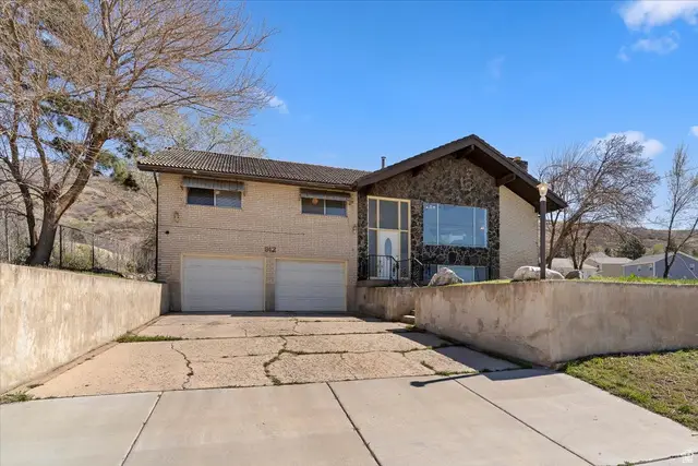 912 N Eastside Dr, Layton, UT 84040 - #1