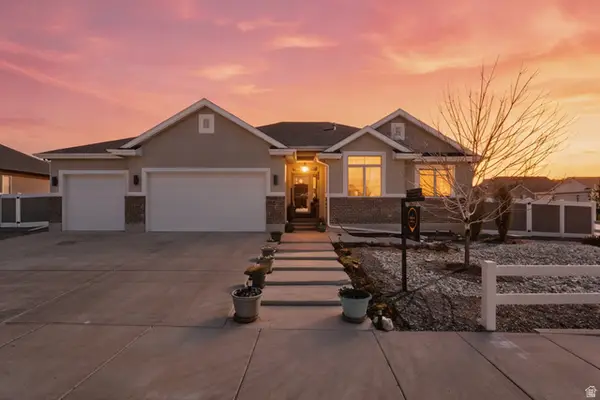 236 E Briarwood Ln, Stansbury Park, UT 84074