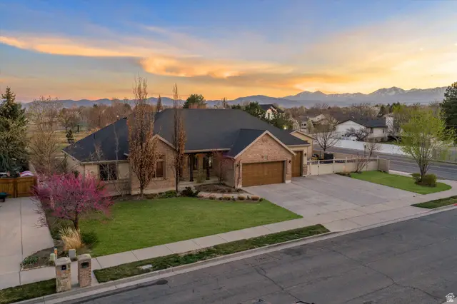 2182 W Copper King Ln S, South Jordan, UT 84095 - #3