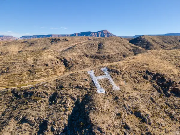 Address Withheld By Seller, Hurricane, UT 84737