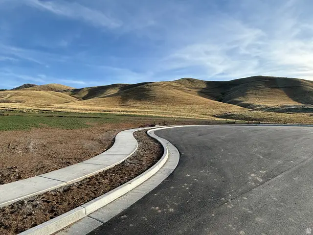 616 E Berkshire Dr S, Tooele, UT 84074 - #1