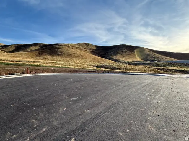 616 E Berkshire Dr S, Tooele, UT 84074 - #2