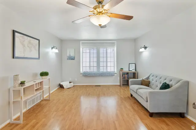 488 E 200 S #5B, Clearfield, UT 84015 - #3