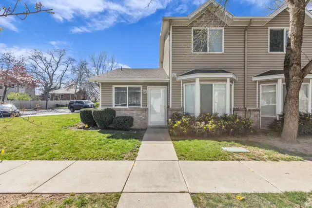 6076 S Liberty Oaks Cv #01, Murray, UT 84107 - #1