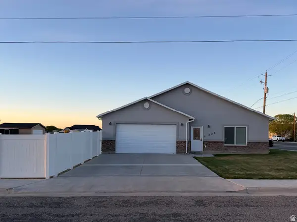 220 E 100 S, Huntington, UT 84528