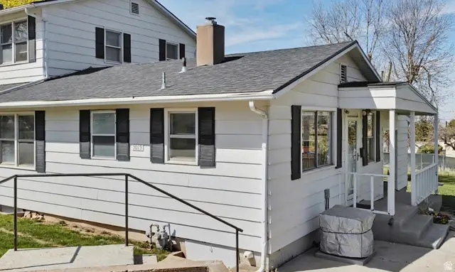 3813 S Grandview Dr E, Ogden, UT 84403 - #3