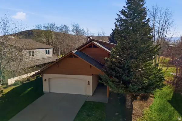 1152 N Village Cir, Park City, UT 84098