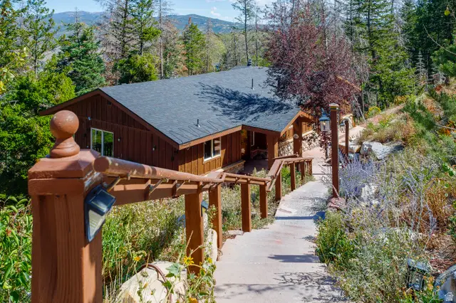 390 Matterhorn Dr, Summit Park, UT 84098 - #3