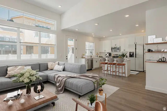 3046 N Summer Wood Dr #806, Eagle Mountain, UT 84005 - #2