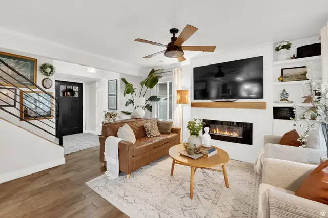 1351 W Glenbarr Dr S, Springville, UT 84663 - #3