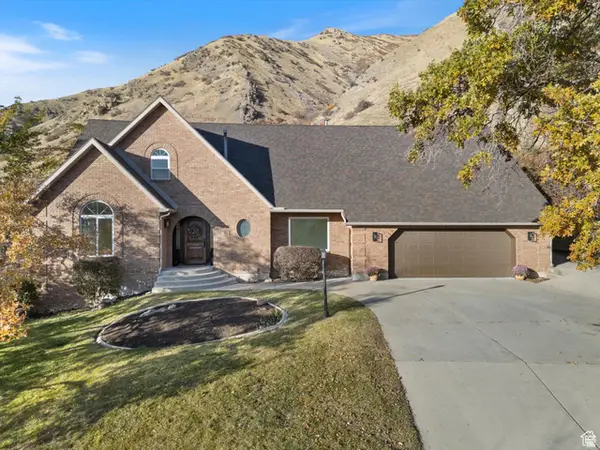 2078 E Spring Oaks Dr N, Springville, UT 84663