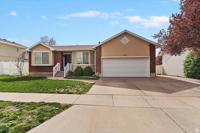 1433 W Pebblecreek Dr, Layton, UT 84041 - #3