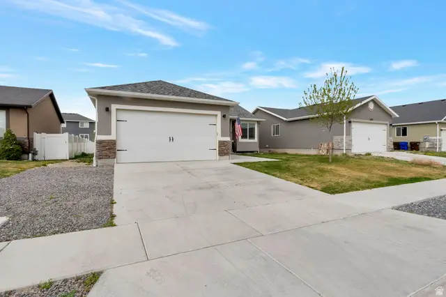 1357 E Skip St, Eagle Mountain, UT 84005 - #2