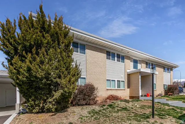 2324 W Chateau Dr S, Roy, UT 84067 - #2