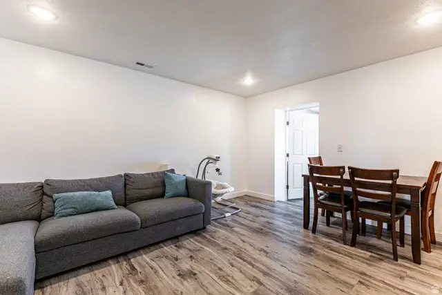 2324 W Chateau Dr S, Roy, UT 84067 - #3