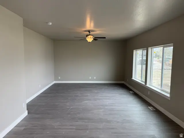 394 E 500 N #LOT 15, Salem, UT 84653 - #3