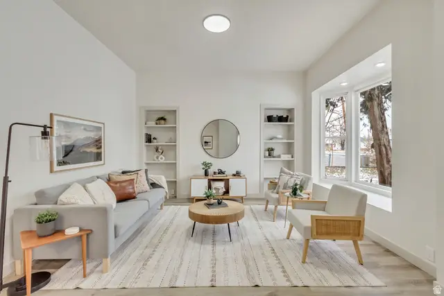 915 W 300 S, Salt Lake City, UT 84104 - #3