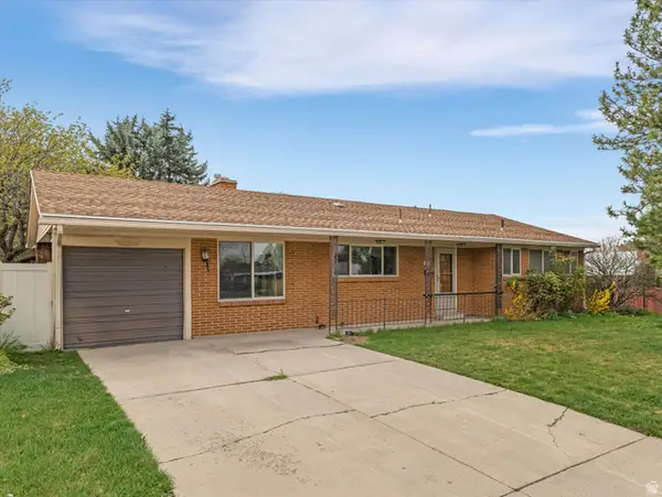 1204 E Iris Ln, Millcreek, UT 84106