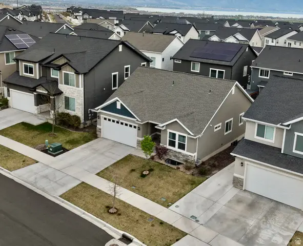 128 N Foxmoor Way, Saratoga Springs, UT 84045 - #1