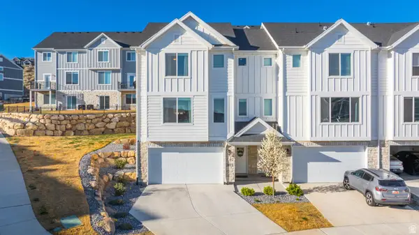 1022 W Shadow Brook Ln, Lehi, UT 84048