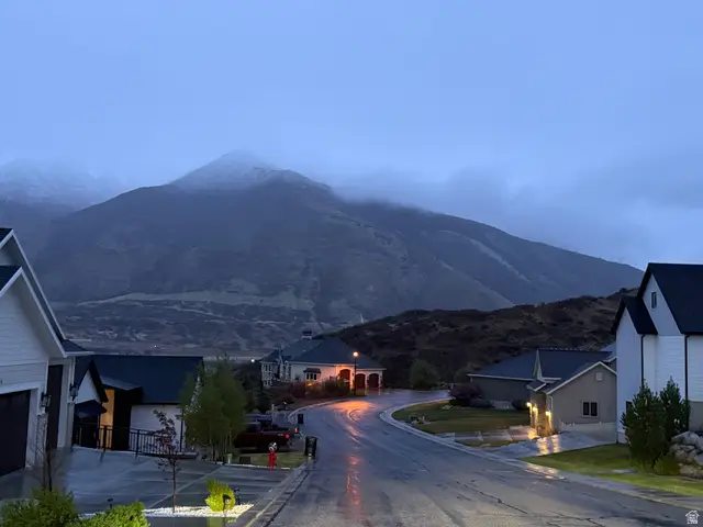 3278 E Hawk Dr, Spanish Fork, UT 84660 - #2