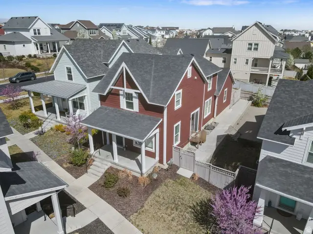 10737 S Lake Terrace Ave, South Jordan, UT 84009 - #2