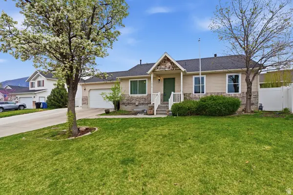 1216 E Loafer View Dr, Payson, UT 84651