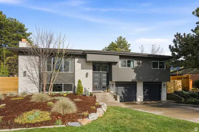 7145 S Cavalier Cir, Cottonwood Heights, UT 84121 - #2