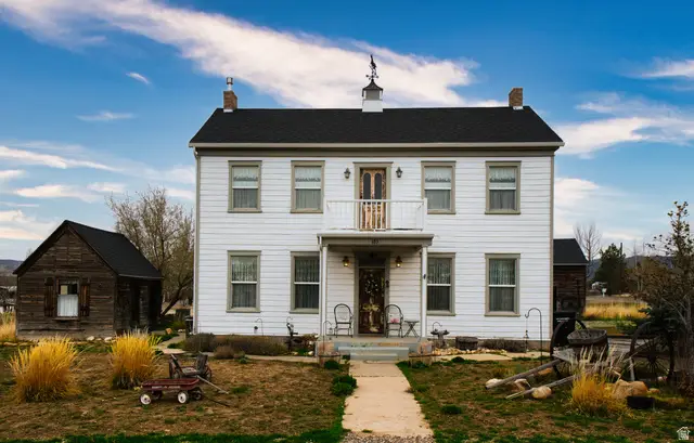 183 E 300 N, Mount Pleasant, UT 84647 - #1